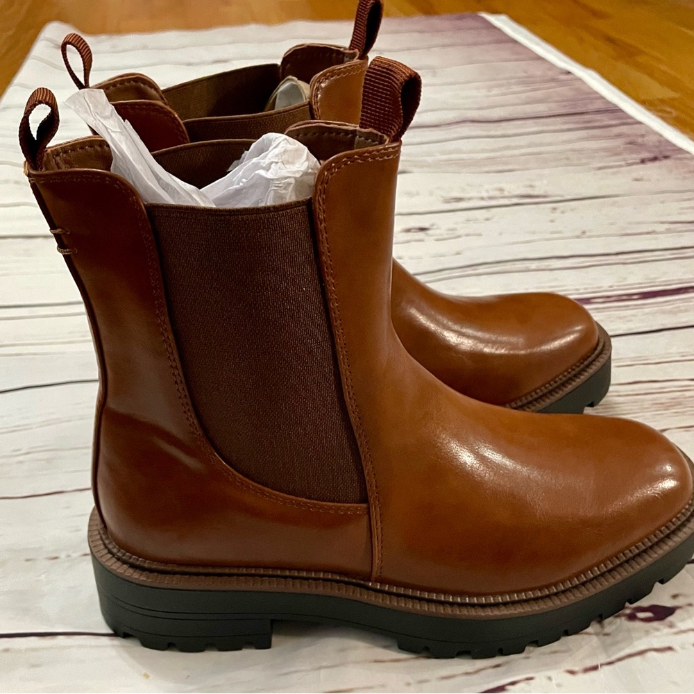 Dream Pairs Brown Chelsea Ankle Boots - Picture 2 of 7